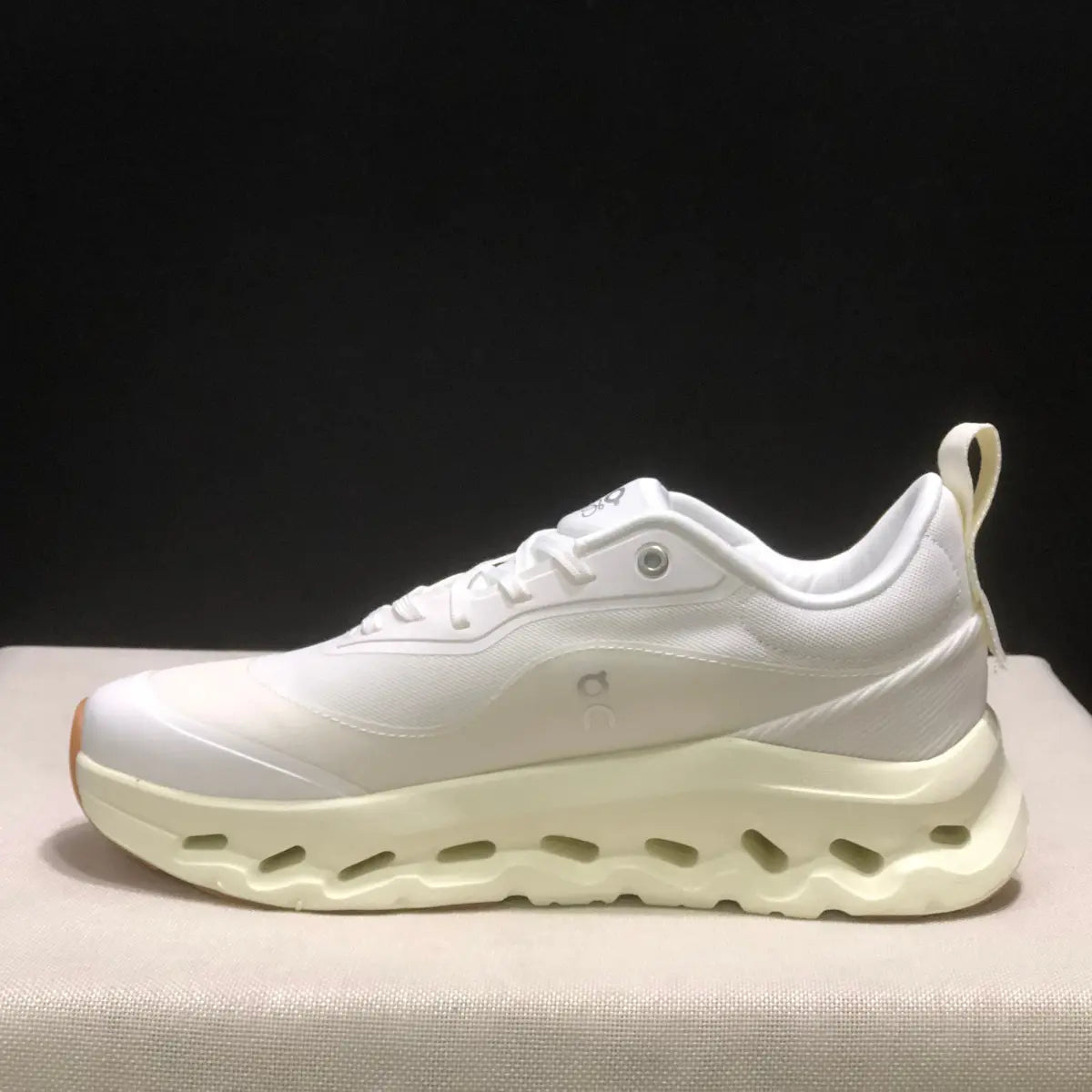 On Cloud × Loewe — Cloudtilt White Crème